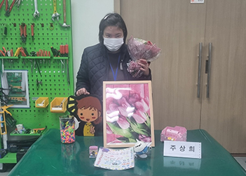 장애인직원 작품 활동 사진