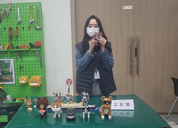 장애인직원 작품 활동 사진