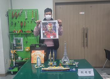 장애인직원 작품 활동 사진